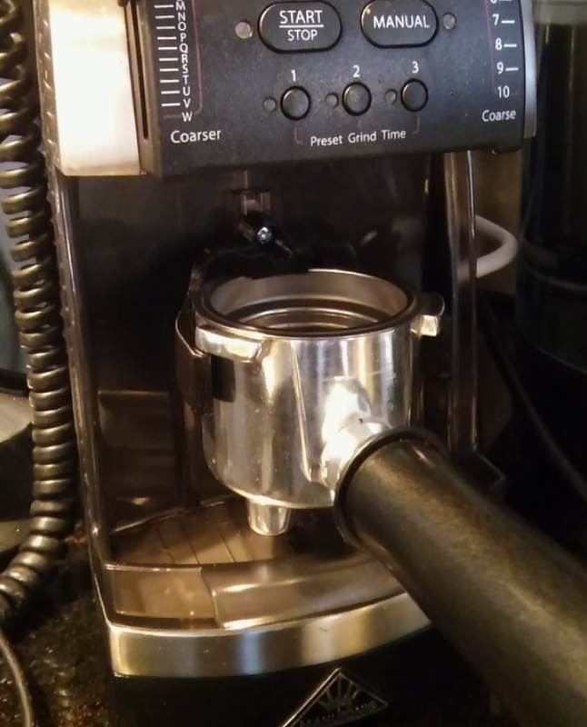 Adaptateur de moulin à café pour panier à filtre pour espresso (Mahlkönig et DeLonghi)